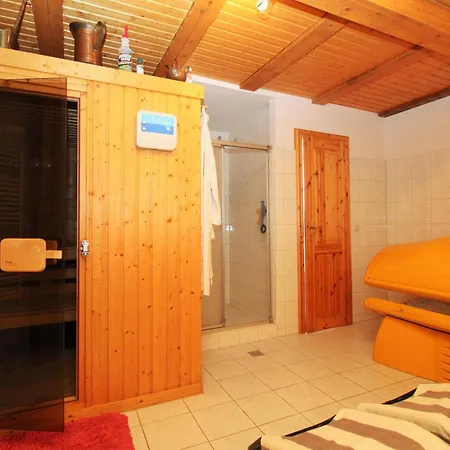 Appartement Haus Birkentraum 1 *